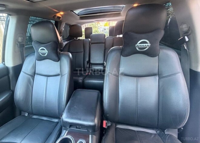 Nissan Pathfinder-17