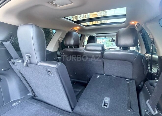 Nissan Pathfinder-21