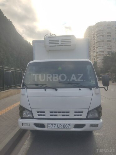 Isuzu NPR-1