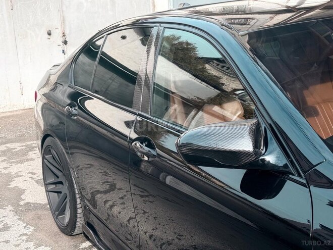 BMW M5-8
