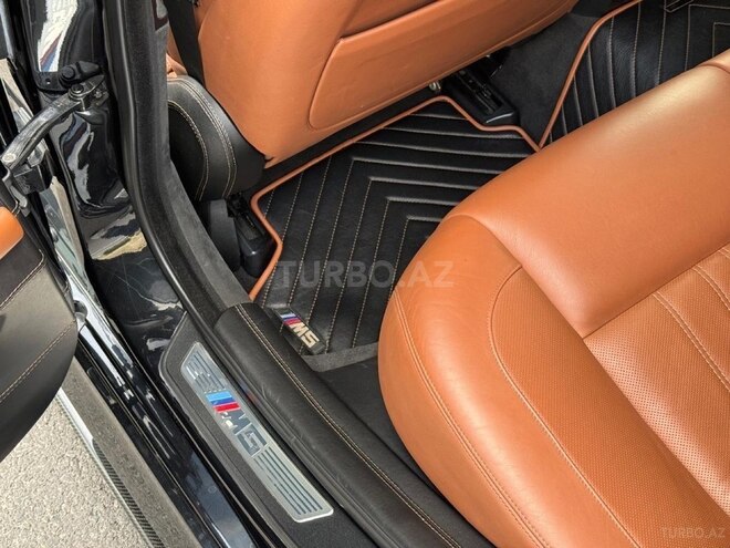 BMW M5-17