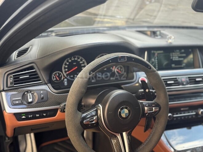 BMW M5-12