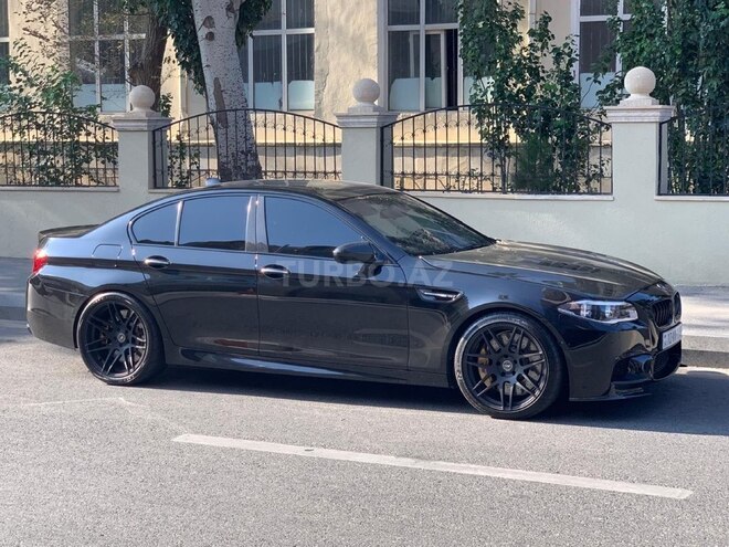 BMW M5-4