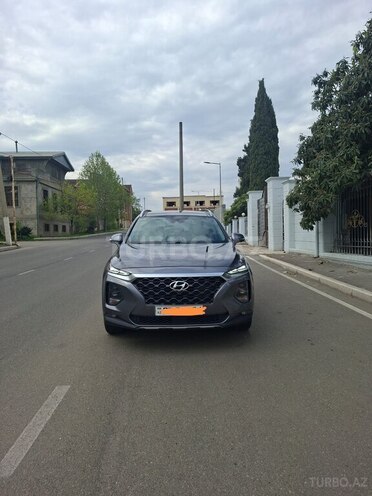 Hyundai Santa Fe-1