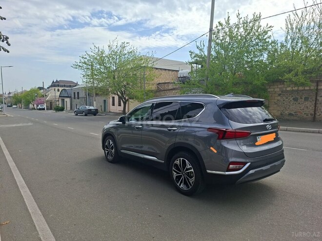 Hyundai Santa Fe-2