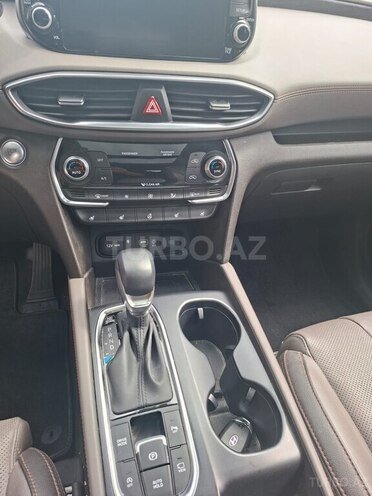 Hyundai Santa Fe-17