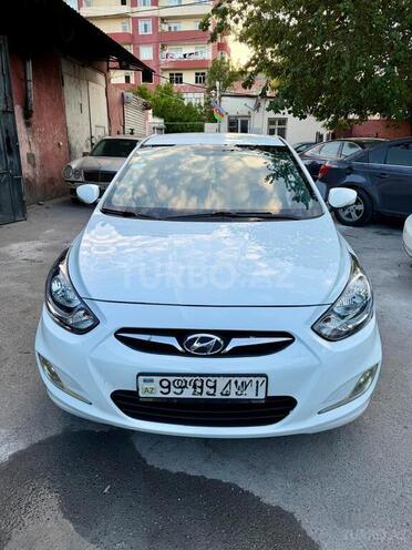 Hyundai Accent-1