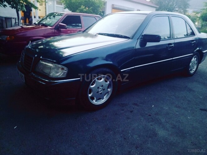 Mercedes C 180-7