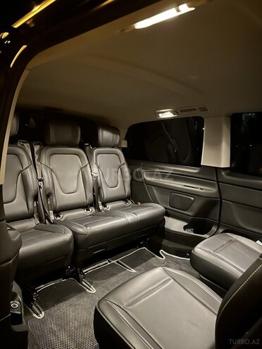 Mercedes V 250-4