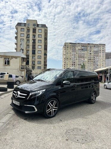 Mercedes V 250-2