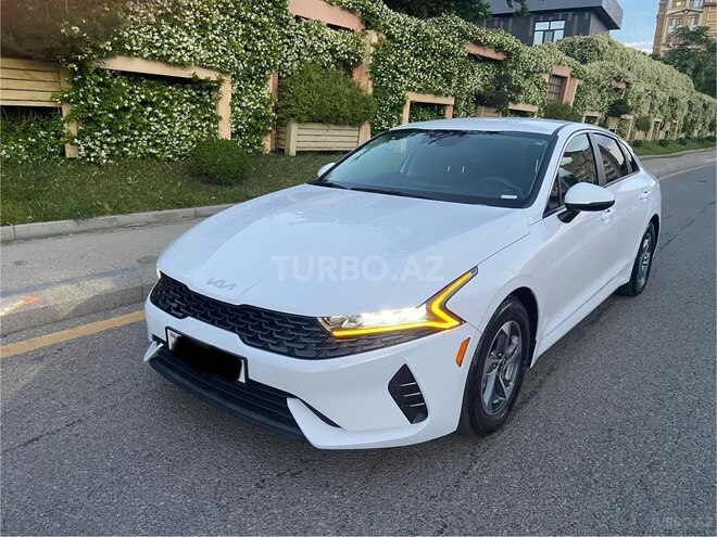 Kia K5-3