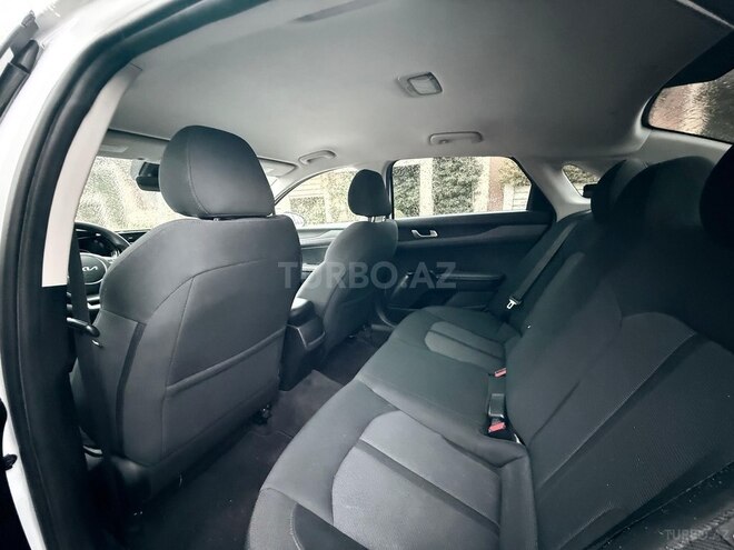 Kia K5-11