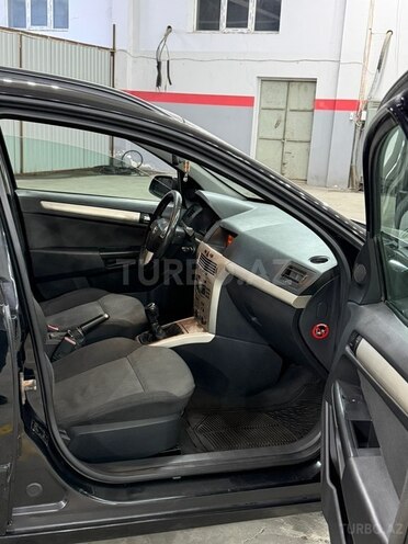 Opel Astra-10