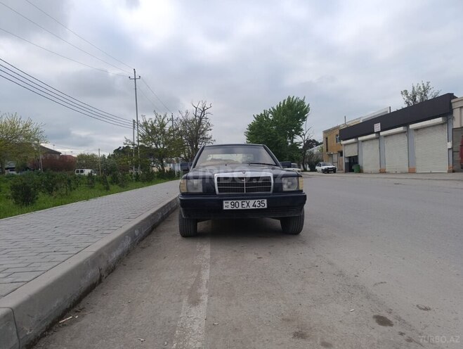 Mercedes 190-7