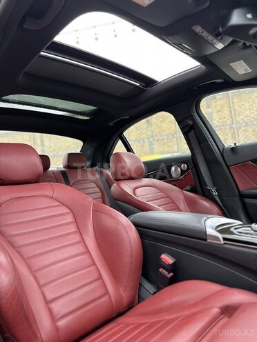 Mercedes C 300-9