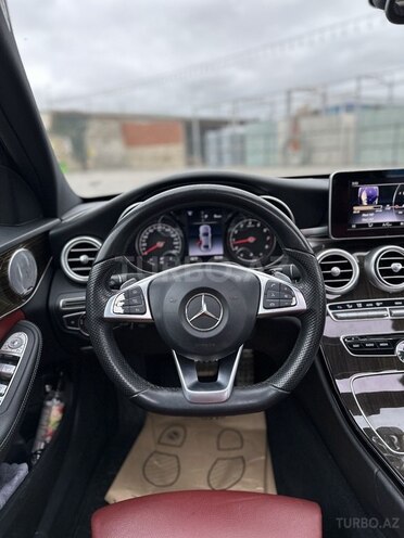 Mercedes C 300-11
