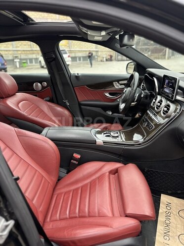 Mercedes C 300-10