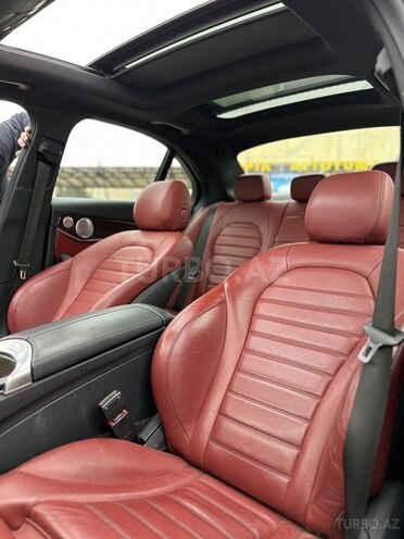 Mercedes C 300-19