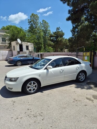 Hyundai Sonata-9