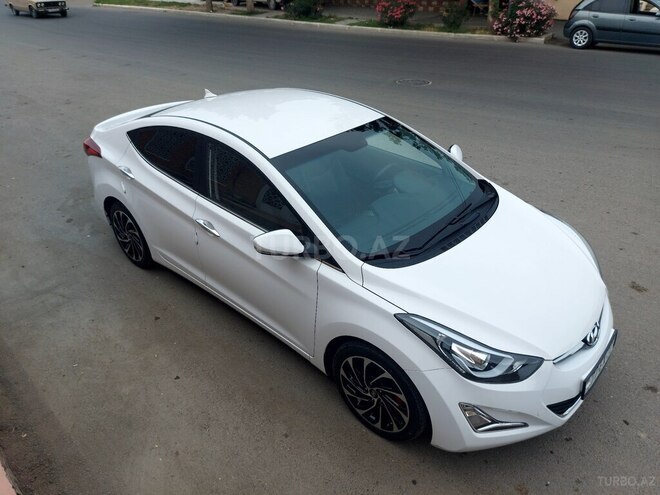 Hyundai Avante-7