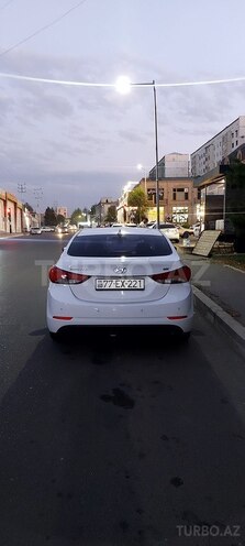 Hyundai Avante-11