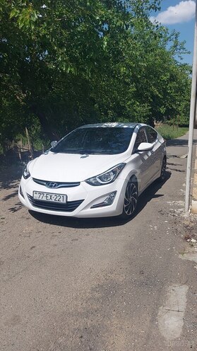 Hyundai Avante-9