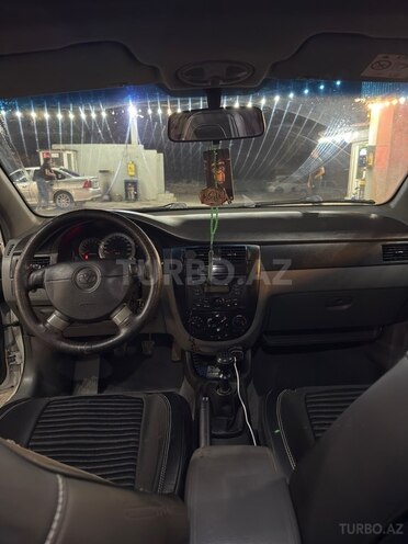 Daewoo Gentra-8