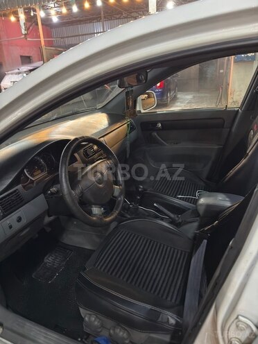 Daewoo Gentra-6