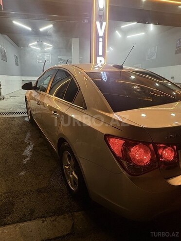 Chevrolet Cruze-6