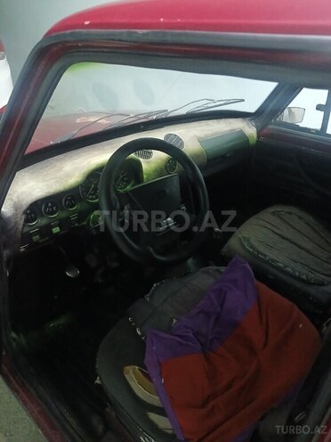 LADA (VAZ) 21011-2