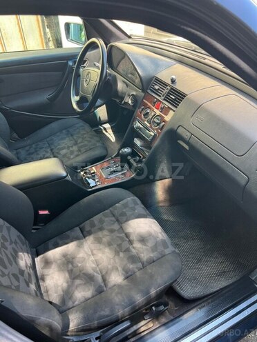 Mercedes C 180-3