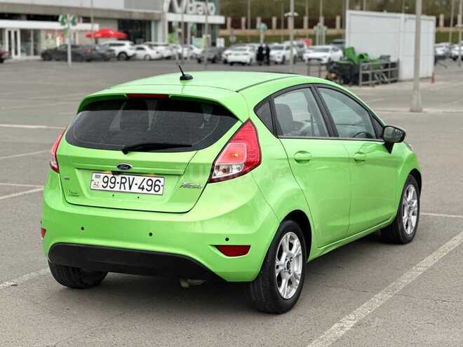 Ford Fiesta-7