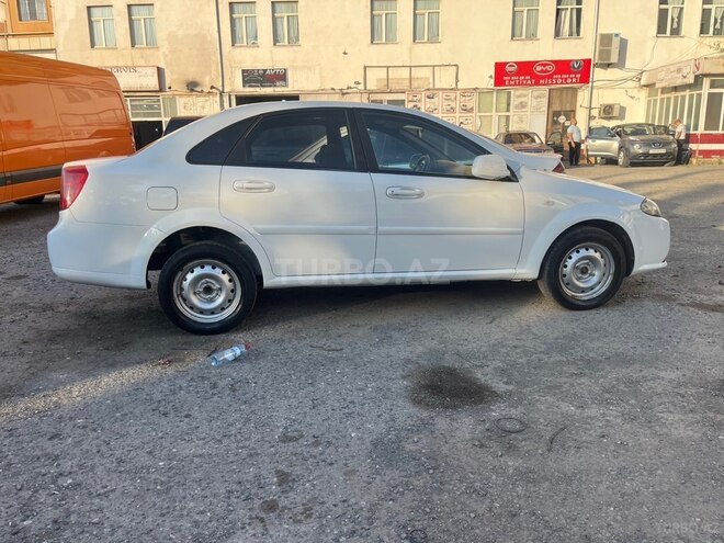 Daewoo Gentra-5