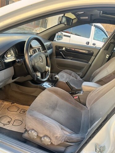 Daewoo Gentra-10