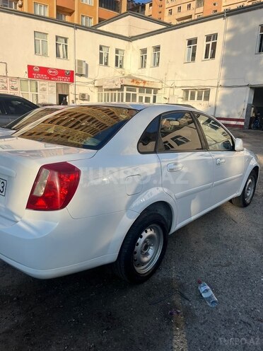 Daewoo Gentra-4
