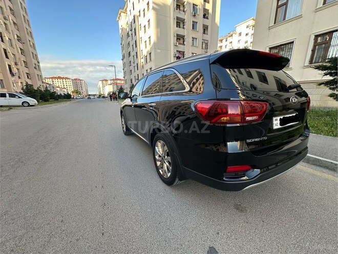 Kia Sorento-10