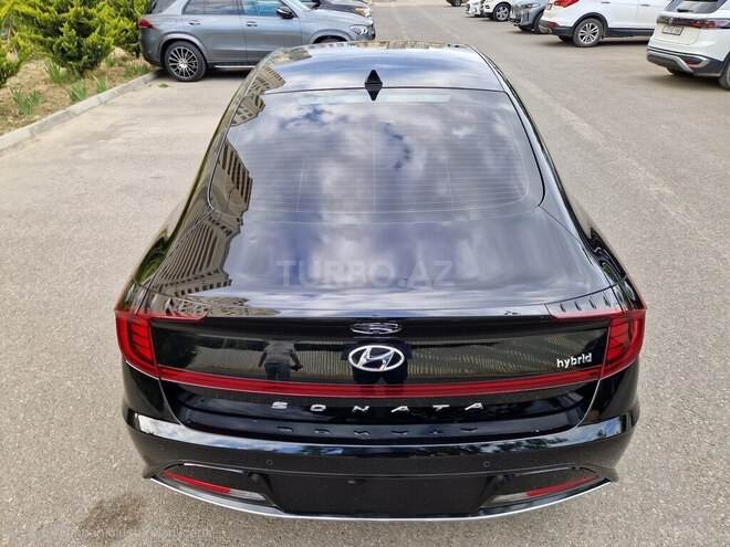 Hyundai Sonata-2