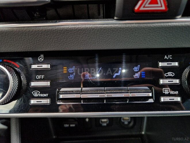 Hyundai Sonata-9