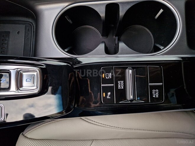Hyundai Sonata-12