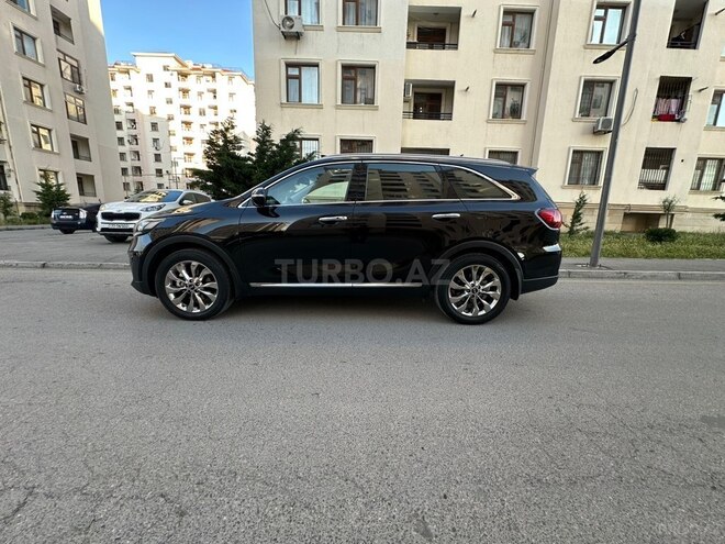 Kia Sorento-8