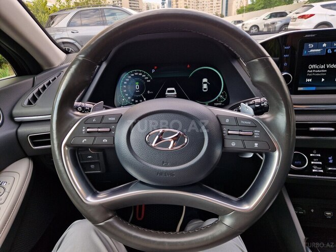 Hyundai Sonata-20
