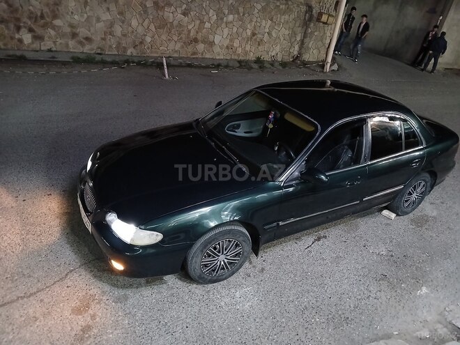 Hyundai Sonata-10