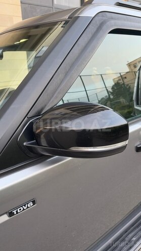 Land Rover Discovery-4