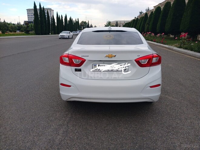 Chevrolet Cruze-2