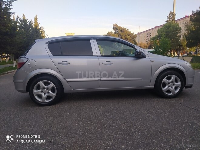 Opel Astra-12