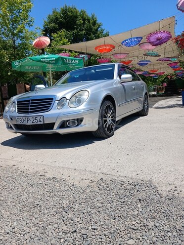Mercedes E 220-3