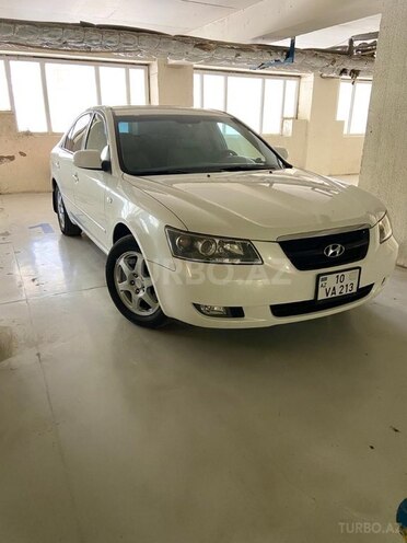 Hyundai Sonata-2