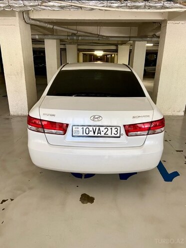 Hyundai Sonata-4