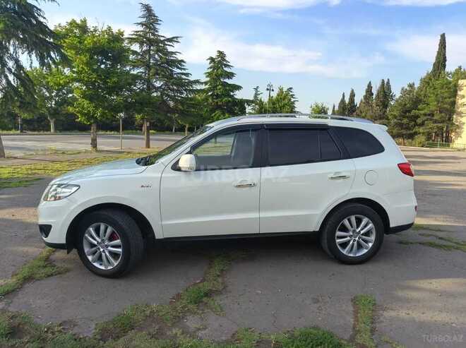 Hyundai Santa Fe-5