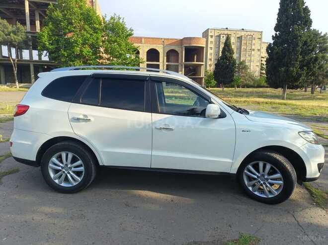 Hyundai Santa Fe-2